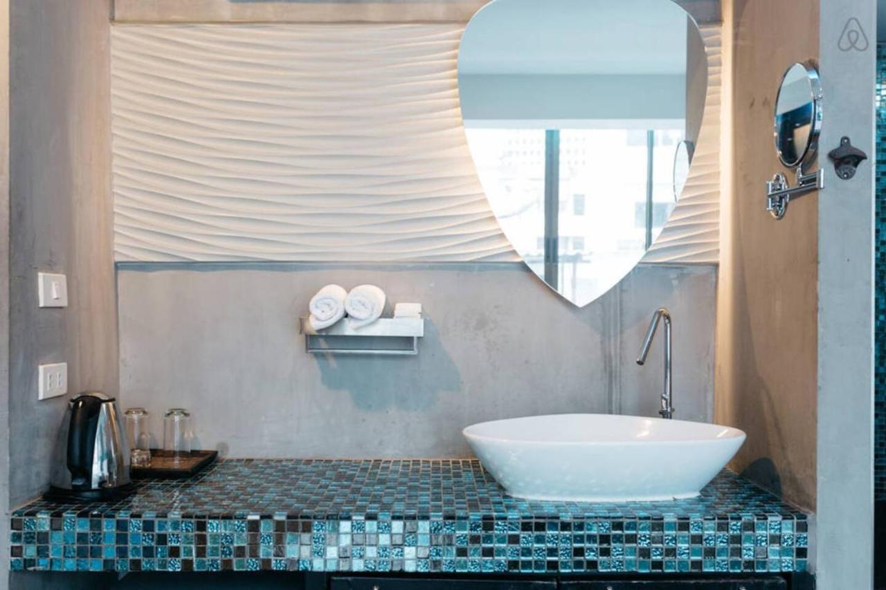 Blutique Hotel Бангкок Экстерьер фото