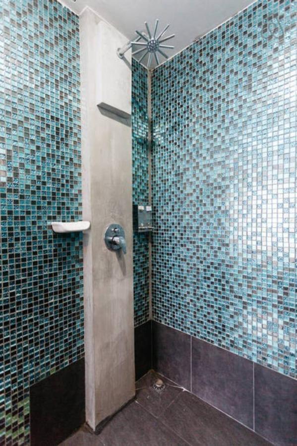 Blutique Hotel Бангкок Экстерьер фото