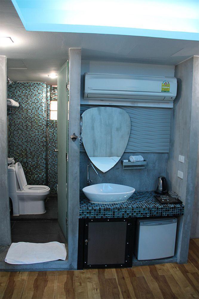 Blutique Hotel Бангкок Экстерьер фото